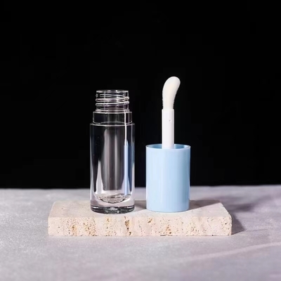 Κυλινδρικό 6ml υλικό λαμπτήρα χειλιών σωλήνα με βίδα κάλυμμα στην αγορά