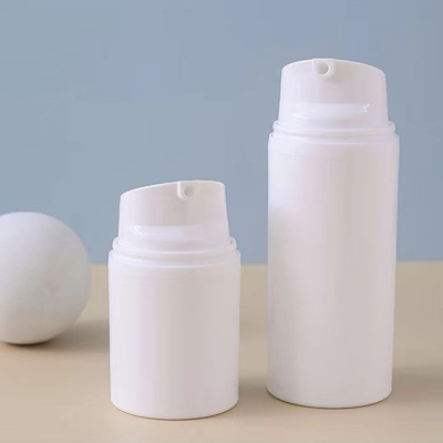 Κλασικός τύπος 30 ml 50 ml 100 ml λευκή αντλία χωρίς αέρα για προσωπική φροντίδα