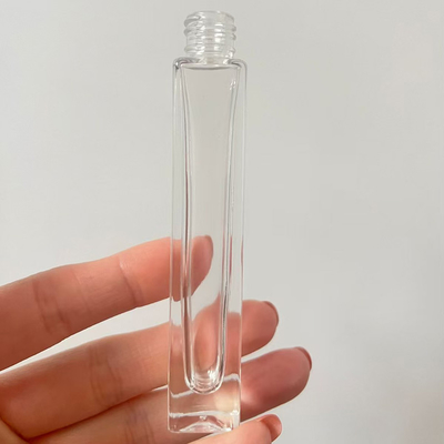 Προσαρμοσμένο 10ml γυάλινο στρογγυλό μπουκάλι αρωματικού ψεκασμού με ψεκαστήρα και καπάκι