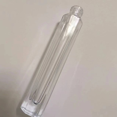 10ml γυάλινο μπουκάλι αρώματος προσαρμοσμένο με αντλία ψεκαστήρα και πάνω από το καπάκι