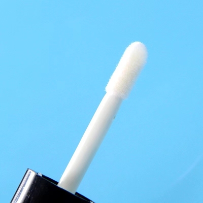 1.2 ml πλαστικό κύλινδρο λαμπτήρα χειλιών σωλήνα με μακρύ καπάκι προσαρμοσμένα χρώματα αποδεκτά