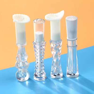 2.4ml Κενός Λιπαρός Λιπ Γκόλς Τύπος Ακανόνιστος Πλαστικός Για Κοσμετικά Περιεκτικά