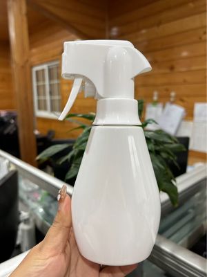 Χονδρικό PP υλικό συνεχής σκανδάλη σπρέι μπουκάλι με προσαρμοσμένο χρώμα και 10000pcs MOQ