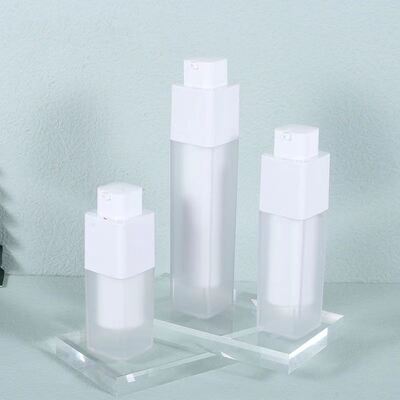 Χονδρική Πώληση Τετράγωνο Σχήμα 15ml 30ml 50ml Φιάλη Αντλίας Χωρίς Αέρα με Περιστροφικό Κλείδωμα Αντλίας για Προϊόντα Περιποίησης Δέρματος